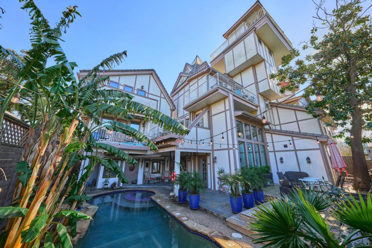 Villa With 8 Bedrooms And Heated Swimming Pool Хюстън Екстериор снимка