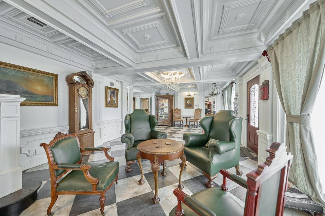 Villa With 8 Bedrooms And Heated Swimming Pool Хюстън Екстериор снимка